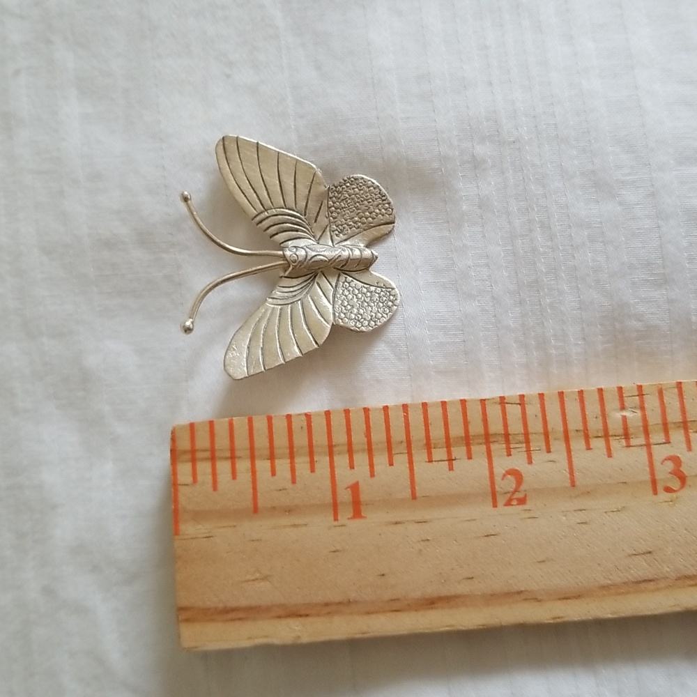 Vintage Sterling Silver Butterfly Pendant Large - Picture 4 of 5